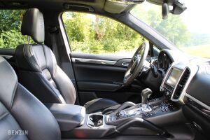 Porsche Cayenne Turbo - 2015