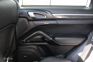 Porsche Cayenne Turbo - 2015