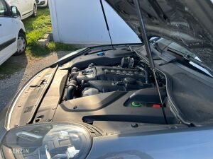 Porsche Cayenne Turbo - 2015