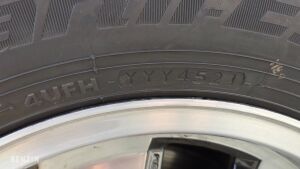 Toyota Corolla 1300 Liftback (KE70) - 1981