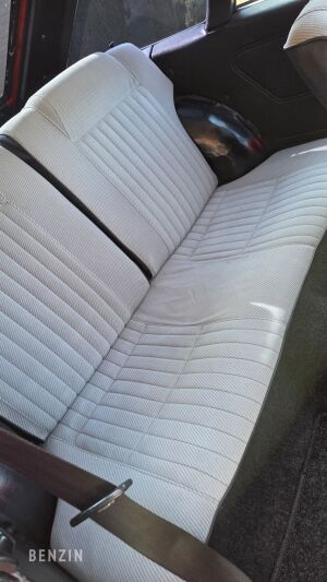 Toyota Corolla 1300 Liftback (KE70) - 1981