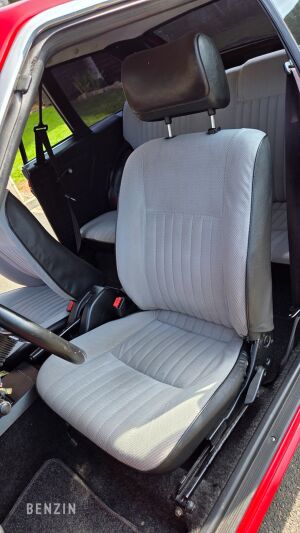 Toyota Corolla 1300 Liftback (KE70) - 1981