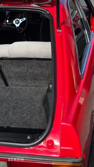 Toyota Corolla 1300 Liftback (KE70) - 1981