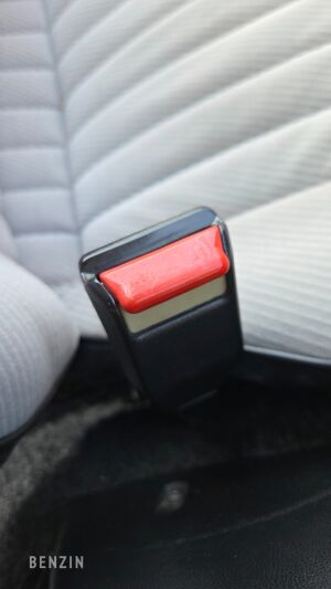 Toyota Corolla 1300 Liftback (KE70) - 1981