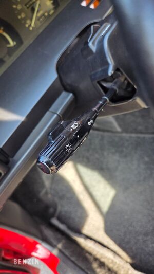 Toyota Corolla 1300 Liftback (KE70) - 1981