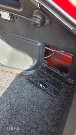 Toyota Corolla 1300 Liftback (KE70) - 1981