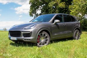 Porsche Cayenne Turbo - 2015