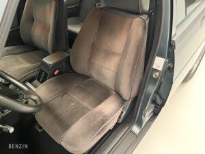 Alfa Romeo 75 1.6 i.e - 1990