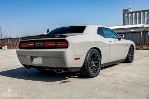 Dodge Challenger SRT8 392 -2012