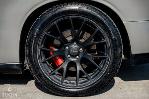 Dodge Challenger SRT8 392 -2012