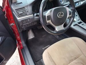 Lexus CT200h Sensation - 2011