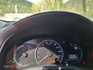 Lexus CT200h Sensation - 2011