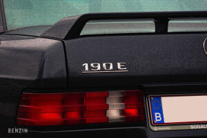 Mercedes-Benz 190E 2.5-16 - 1989