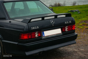 Mercedes-Benz 190E 2.5-16 - 1989