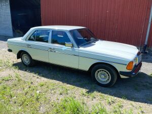 Mercedes-Benz 300 Turbodiesel W123 - 1983