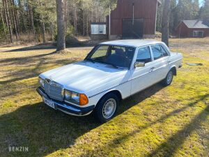 Mercedes-Benz 300 Turbodiesel W123 - 1983