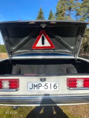 Mercedes-Benz 300 Turbodiesel W123 - 1983