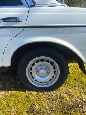 Mercedes-Benz 300 Turbodiesel W123 - 1983