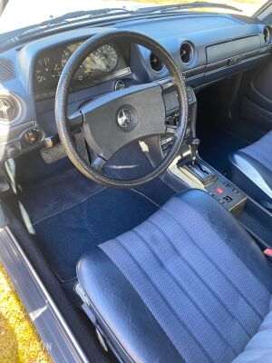 Mercedes-Benz 300 Turbodiesel W123 - 1983