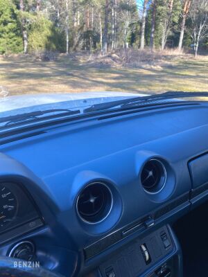 Mercedes-Benz 300 Turbodiesel W123 - 1983