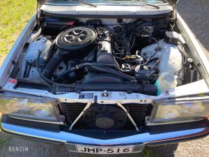 Mercedes-Benz 300 Turbodiesel W123 - 1983