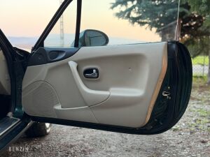 Mazda MX-5 NB Memories - 2000