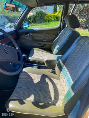 Mercedes-Benz 280 SE W116 - 1977