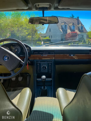 Mercedes-Benz 280 SE W116 - 1977