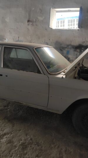 Mercedes-Benz 280 SE W116 - 1977