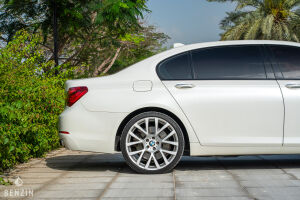 BMW 750Li Individual Pearl Edition - 2013