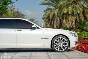 BMW 750Li Individual Pearl Edition - 2013