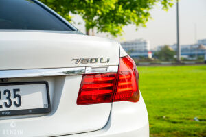 BMW 750Li Individual Pearl Edition - 2013