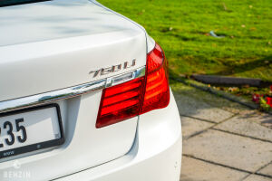BMW 750Li Individual Pearl Edition - 2013