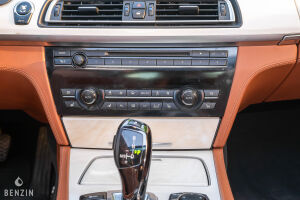 BMW 750Li Individual Pearl Edition - 2013