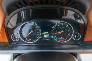 BMW 750Li Individual Pearl Edition - 2013