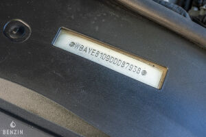 BMW 750Li Individual Pearl Edition - 2013