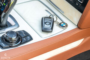 BMW 750Li Individual Pearl Edition - 2013
