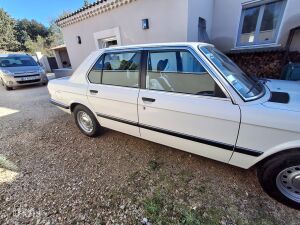 BMW 520i e28 26K km - 1984