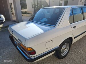 BMW 520i e28 26K km - 1984