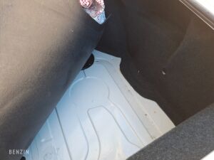 BMW 520i e28 26K km - 1984