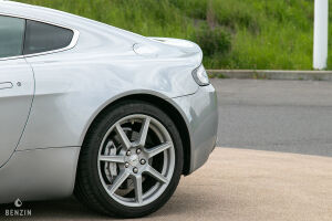 Aston Martin V8 Vantage 4.3 - 2007
