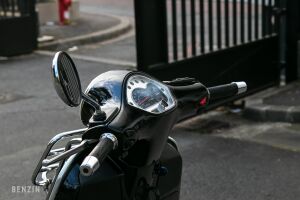 Piaggio Vespa GTS 125 Super - 2011