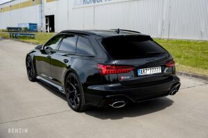 Audi RS6 Avant - 2021*Flash