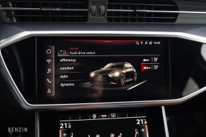 Audi RS6 Avant - 2021*Flash