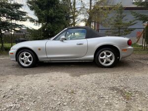 Mazda MX-5 NBFL - 2001
