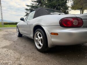 Mazda MX-5 NBFL - 2001