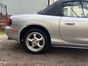 Mazda MX-5 NBFL - 2001