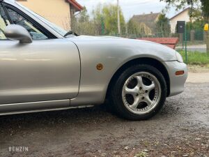 Mazda MX-5 NBFL - 2001
