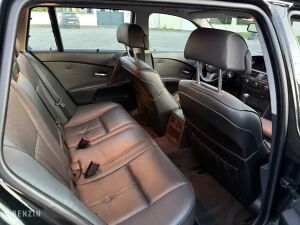 BMW 545i Touring e61 - 2004