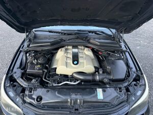 BMW 545i Touring e61 - 2004
